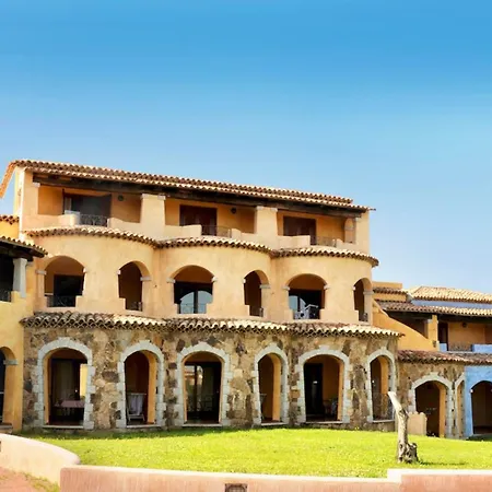 Isa-residence With Private In Marinella *