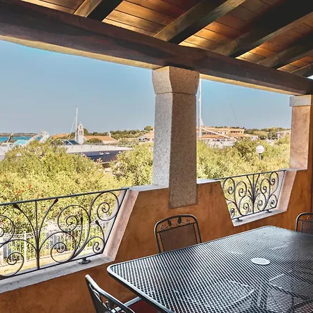 Isa-marina With Private In Apart Otel 4*